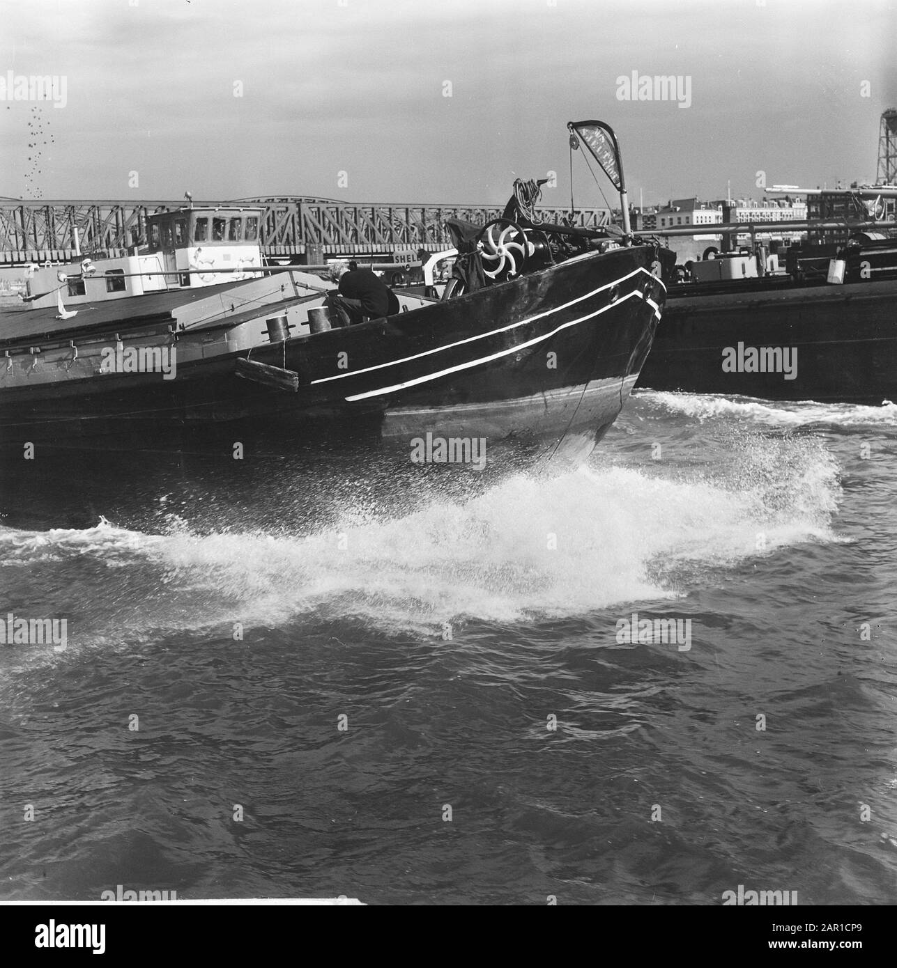 Port Faces Rotterdam, Expédition Contexte Maasbruggen Date: 13 Septembre 1965 Lieu: Rotterdam, Zuid-Holland Mots Clés: Harbour Faces Nom De L'Institution: Maasbruggen : Voets, Jan/ Anefo Banque D'Images