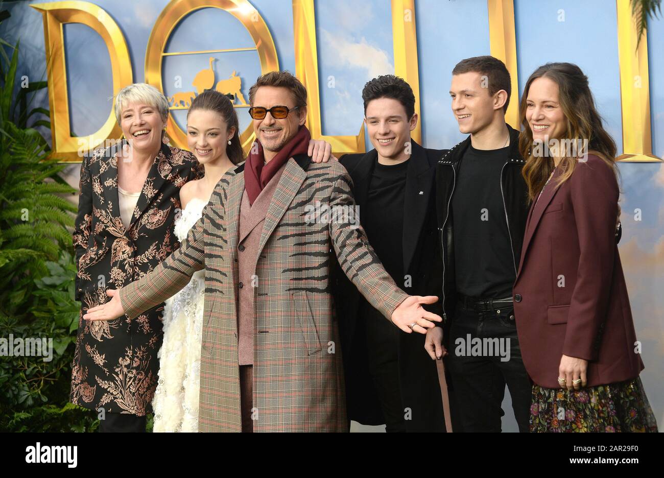 La Photo Doit Être Créditée ©Alpha Press 078237 25/01/2020 Emma Thompson Carmel Laniado Robert Downey Jr Harry Collett Tom Holland Et Susan Downey Dolittle Screening Au Cineworld Leicester Square Londres Banque D'Images