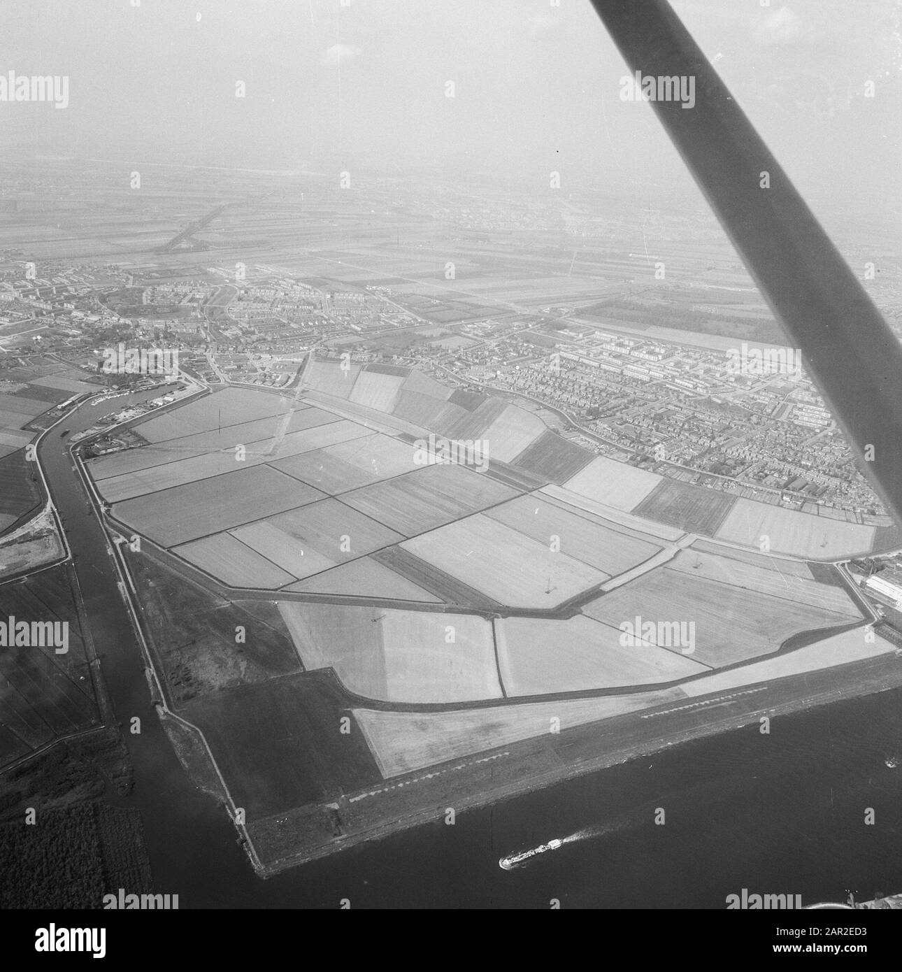 Cityscapes Date: Non daté lieu: Swalkkerveer, Zuid-Holland mots clés: Cityscapes Banque D'Images