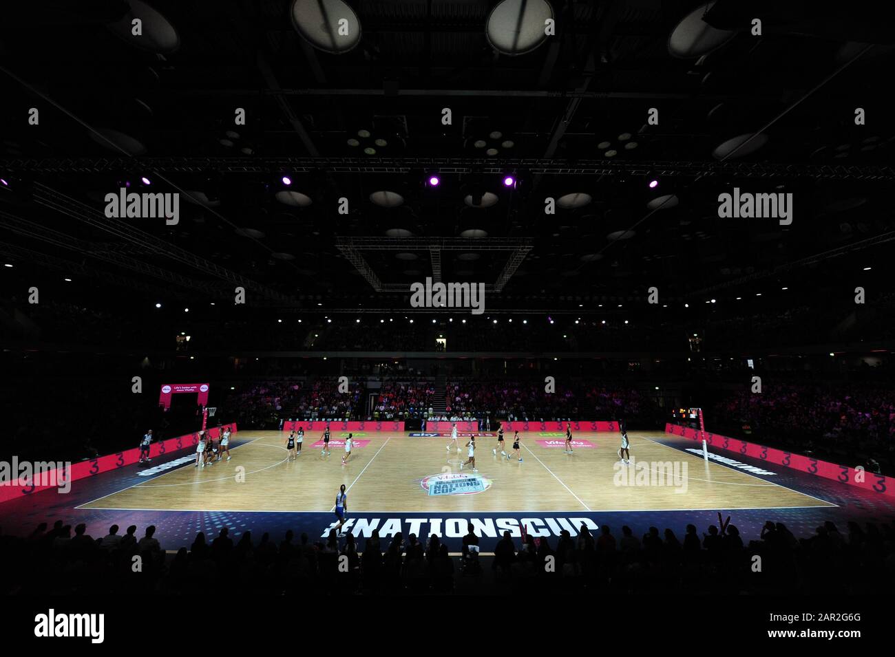 Une vue générale lors du match de la Vitality Netball Nations Cup à la Copper Box, Londres. Banque D'Images