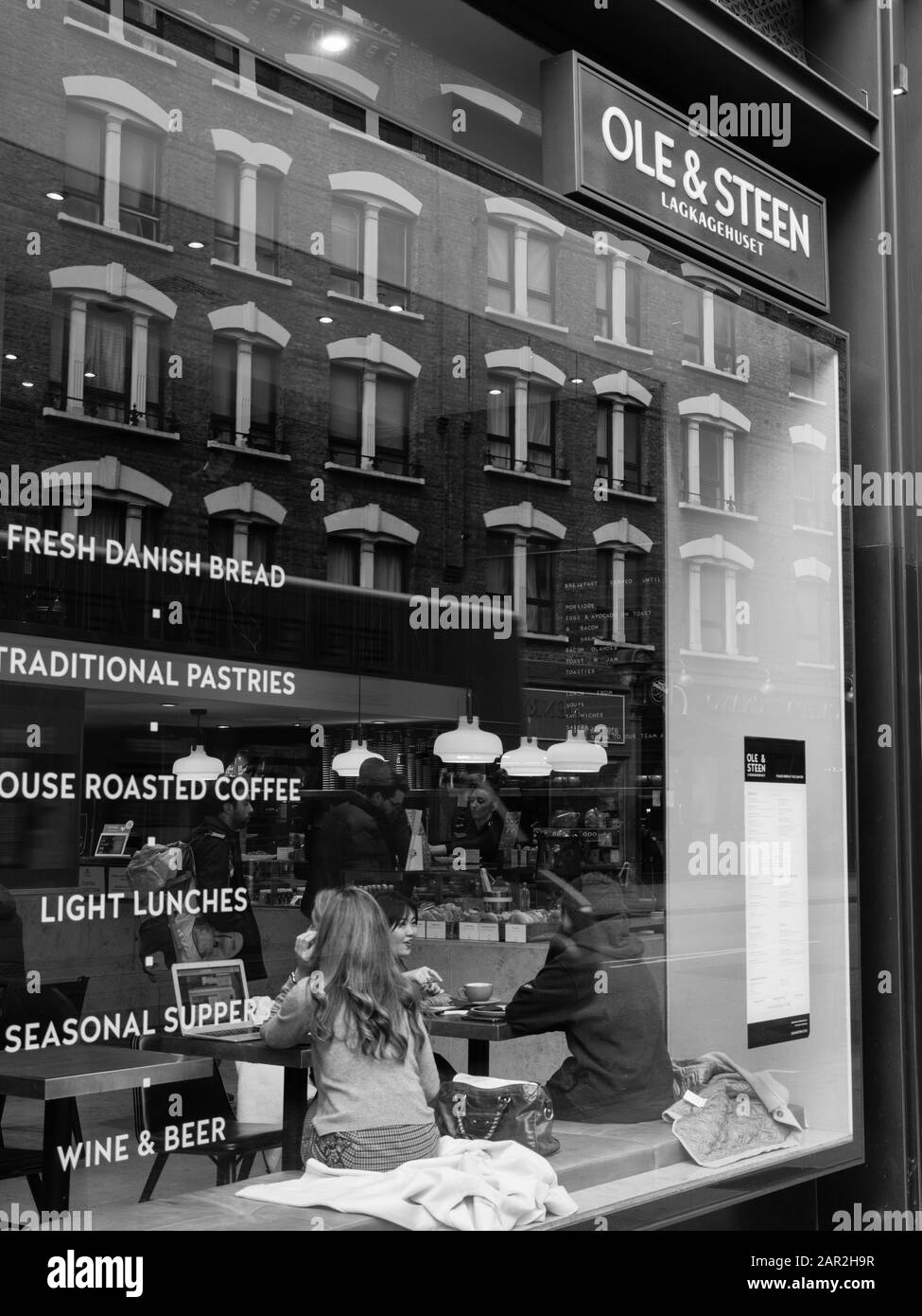 Ole & Steen, Ole & Steen Lagkagehuset, Charing Cross Rd, Londres, Angleterre, Royaume-Uni, Gb. Banque D'Images