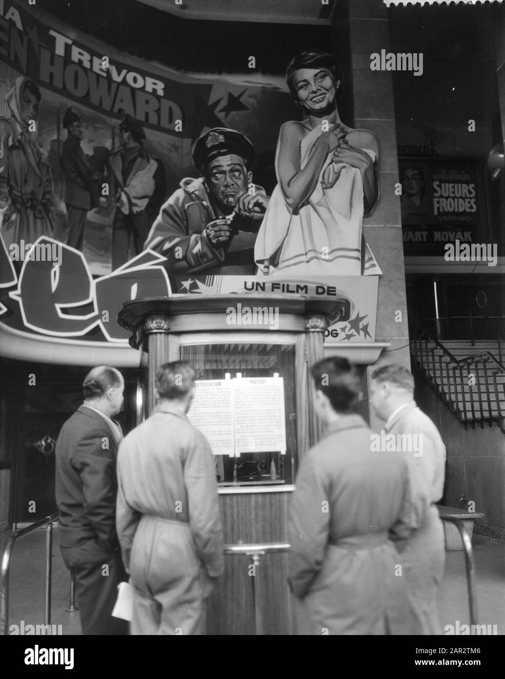 Grève de l'électricité à Bruxelles, cinéma fermé Date: 24 novembre 1958 lieu: Bruxelles mots clés: Cinémas Banque D'Images