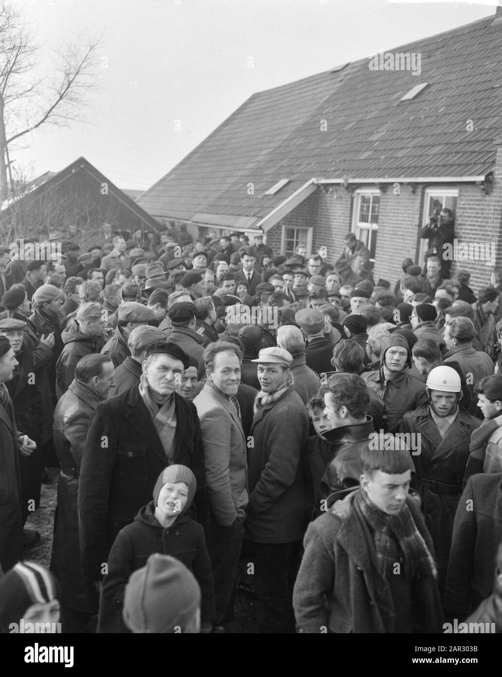 Expulsion judiciaire des fermes Vrije Boers à Hollandse Veld près de Hoogeveen Date: 5 mars 1963 lieu: Hollandscheveld mots clés: FARMESS, Farmers Banque D'Images