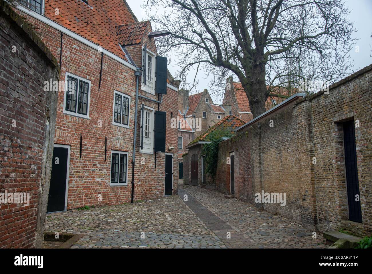 Maisons anciennes monumentales à Kuiperpoort, Middelburg, Hollande Banque D'Images