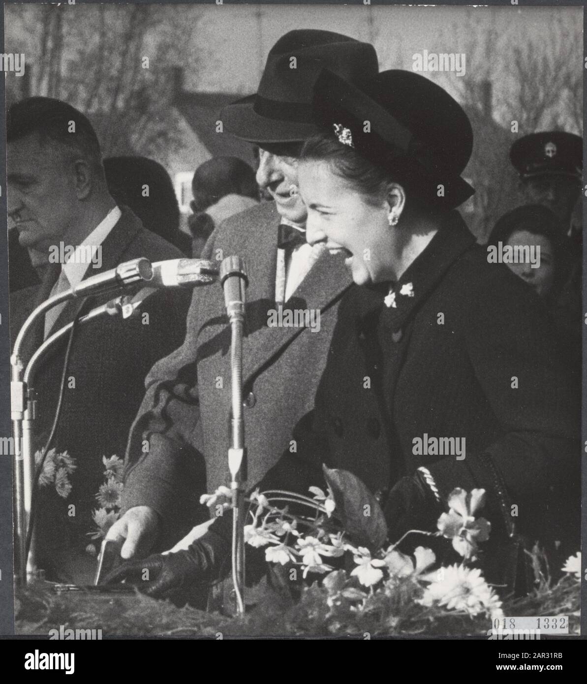 Série 018-1331 t/m 018-1332 Date : 28 novembre 1968 mots clés : Maison royale, princesses, lancement Nom personnel : Lobith Tolkamer, Margriet, princesse, Nienhuis, J.T.A., Smit-Lloyd 101 , Rootboer E.F. Banque D'Images