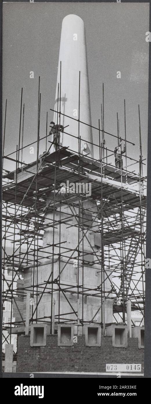 Le monument sur le bâtiment du Dam Date: 2 January 1956 lieu: Amsterdam, Noord-Holland mots clés: Construction, monuments Nom de l'institution: Monument national Banque D'Images