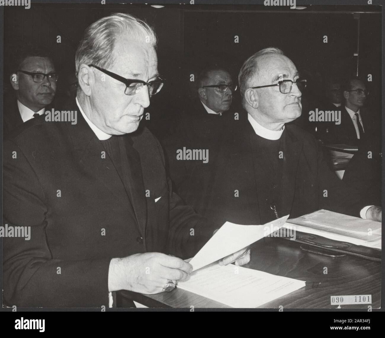 Humanae vitae encyclique Date: 27 octobre 1968 lieu: Noordwijkerhout, Zuid-Holland mots clés: Evêques, catholicisme, rencontres Nom personnel: Alfrink B.J. Banque D'Images