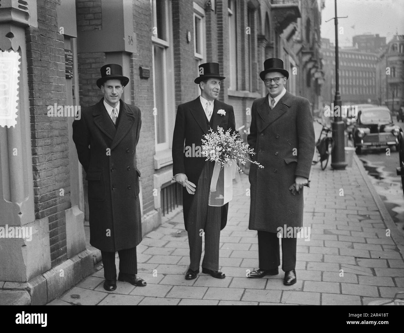 Reportage De Mariage Riemvis Vondelstraat 58 Amsterdam Date : 8 Mars 1952 Lieu : Amsterdam, Noord-Holland Mots Clés : Mariages Banque D'Images