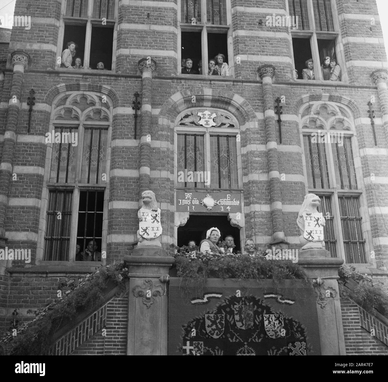 Queen Juliana Visite Culemborg Et Vreeswijk Queen, Visites, Juliana, Queen Date: 28 Mai 1952 Mots Clés: Visites, Queen Personname: Juliana, Queen Banque D'Images