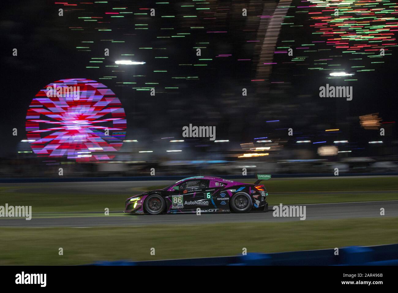 Daytona Beach, Floride, États-Unis. 25 janvier 2020. Les courses automobiles Meyer Shank Racing avec Trottoir-Agajanian Acura NSX GT 3 pour la position du Rolex 24 À Daytona au Daytona International Speedway à Daytona Beach, en Floride. (Image De Crédit : © Logan Arce/Asp) Banque D'Images