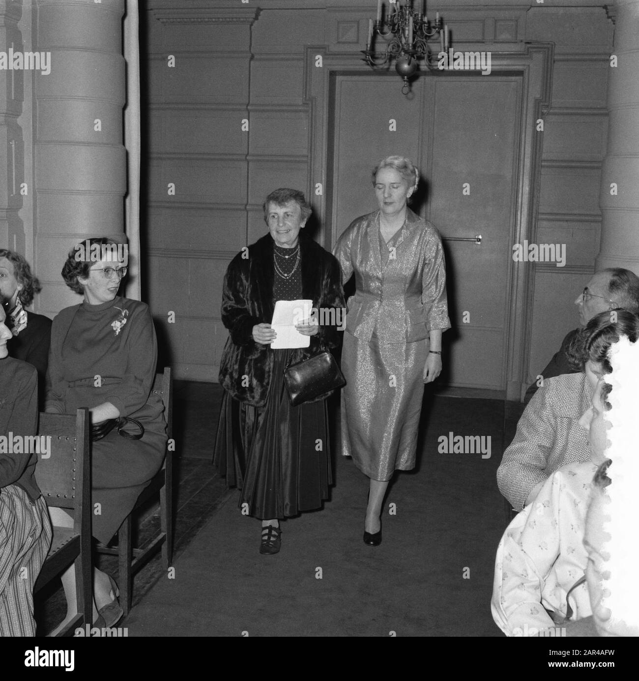 Jour de naissance Prof Sigmund Freud Date : 13 avril 1956 mots clés : commémorations Nom personnel : Prof. S. Freud Banque D'Images