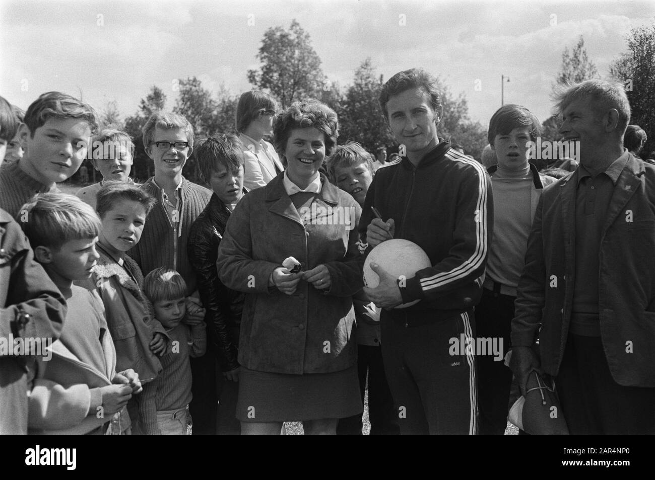 Elftal Estudiantes (Argentine) à Rotterdam pour le match contre Feijenoord Date: 6 septembre 1970 lieu: Rotterdam, Zuid-Holland mots clés: Sport, football Nom personnel: Estudiantes Nom de l'institution: Feyenoord Banque D'Images