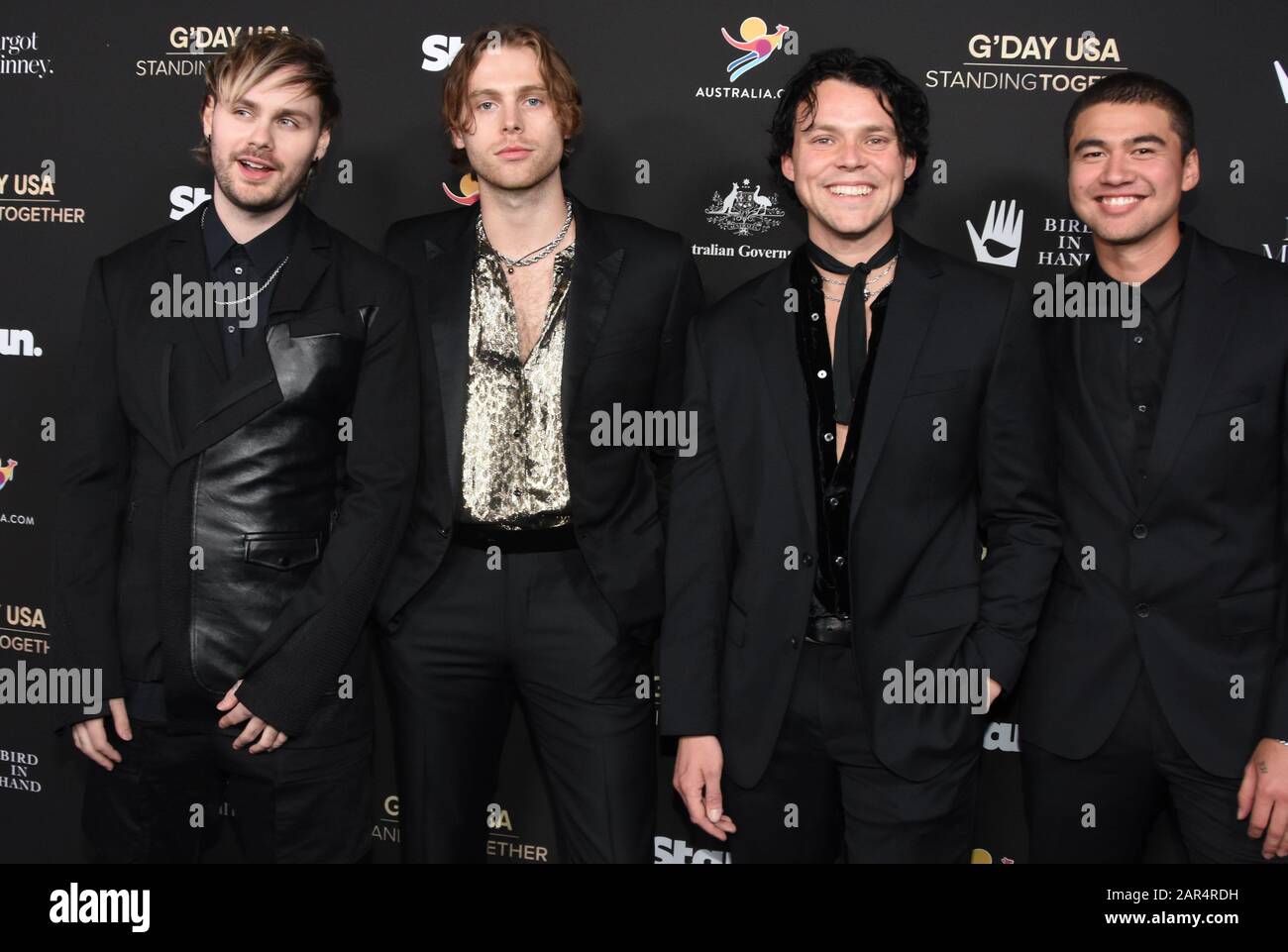 Beverly Hills, Californie, États-Unis 25 janvier 2020 (L-R) Singers/musiciens Michael Clifford, Luke Hemmings, Ashton Irwin et Clum Hood de 5 Secondes d'été assister à G'ay USA 2020 le 25 janvier 2020 à l'hôtel Beverly Wilshire à Beverly Hills, Californie, États-Unis. Photo De Barry King/Alay Live News Banque D'Images