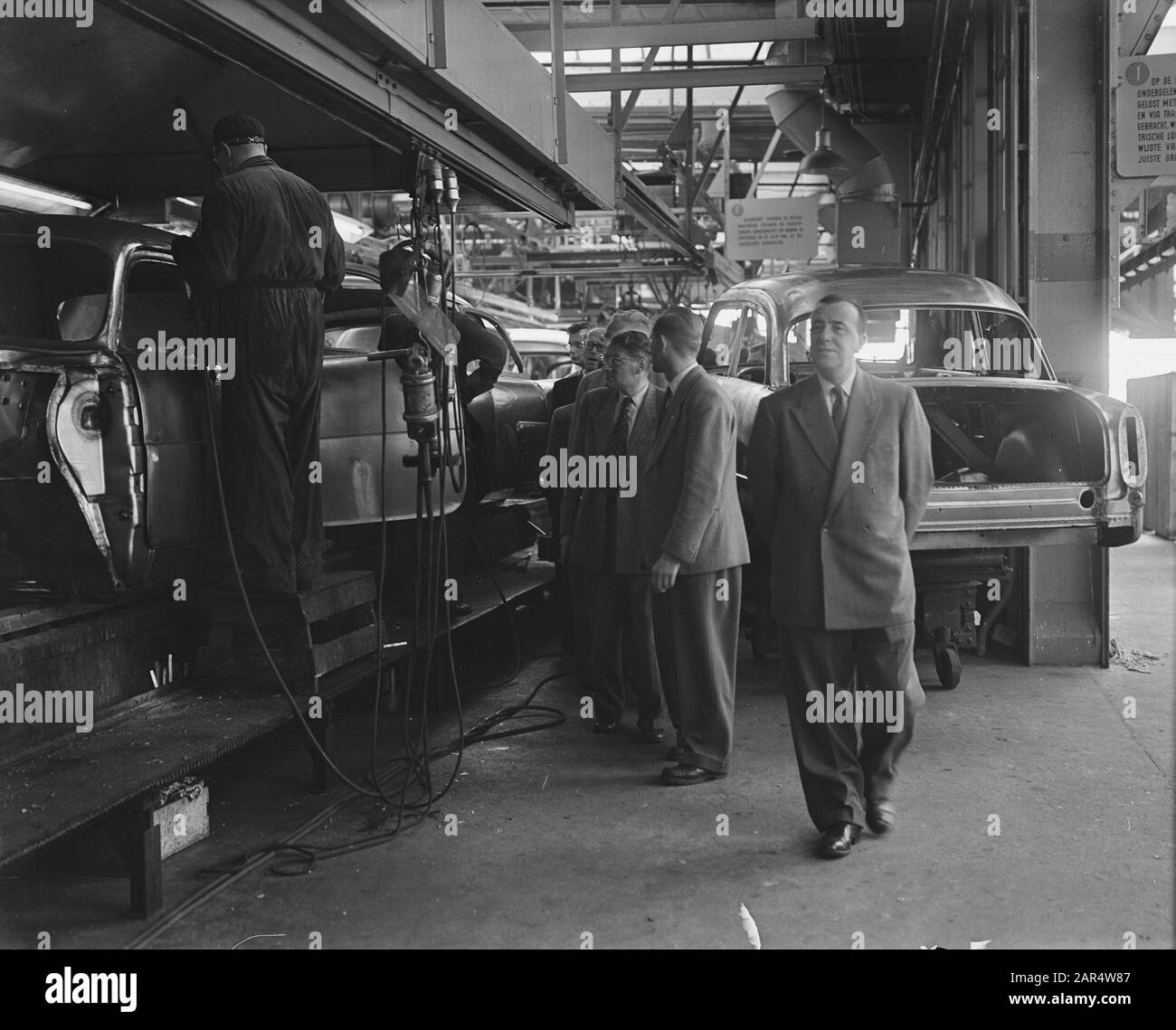 Excursion À La Presse Comité Ij-Tunnel. [Assemblée des voitures] Date : 13 août 1953 Banque D'Images