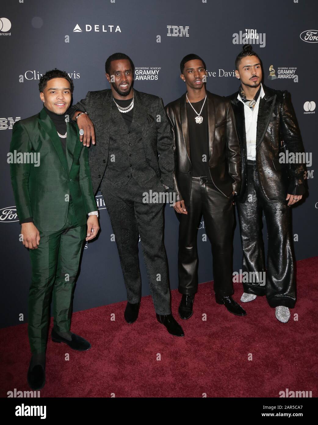 Justin Dior Combs, Sean 'Diddy' Combs, Christian Casey Combs, Quincy Taylor Brown marchant le tapis rouge au Clive Davis' 2020 pré-Grammy Gala tenu à l'hôtel Beverly Hilton le 25 janvier 2020 à Los Angeles, Californie Etats-Unis (photo de Parisa Afsahi/Sipa USA) Banque D'Images