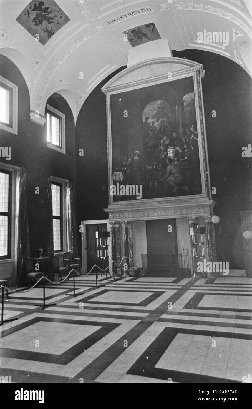 Palais Royal sur la place du Dam après la restauration. Aile latérale intérieure Date: 25 avril 1968 mots clés: Palais, restaurations Banque D'Images