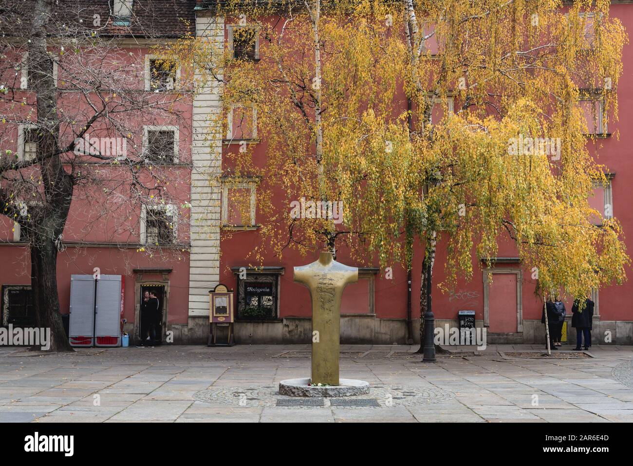 statue-of-dietrich-bonhoeffer-banque-de-photographies-et-d-images