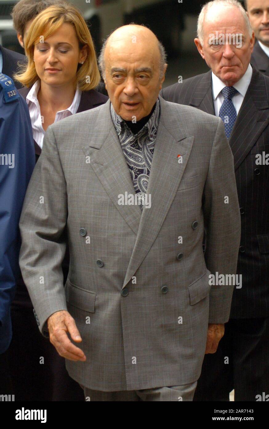 Mohamed Al-Fayed en 2007 comparait à la Haute Cour de Londres pour l'enquête sur la mort de son fils Dodi Fayed et de sa princesse Diana. Banque D'Images