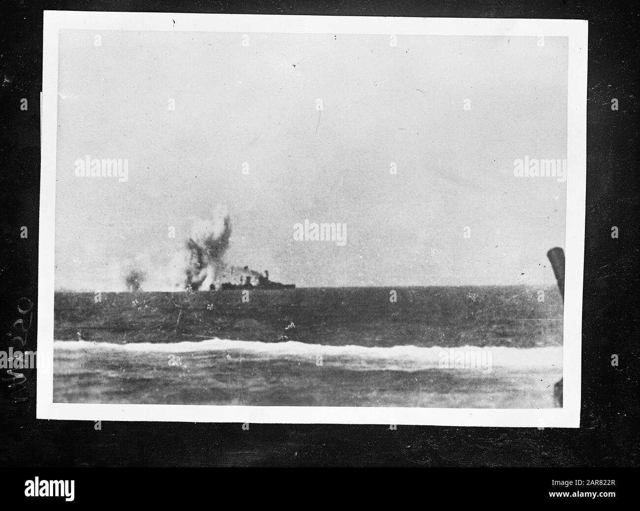 Marine [Marine] Anefo série Londres [Hr. Mme Dan. Flores pousses zones d'atterrissage en Sicile] Annotation: Repronegative Date: 1942 mots clés: Marine, navires de guerre, seconde Guerre mondiale Banque D'Images