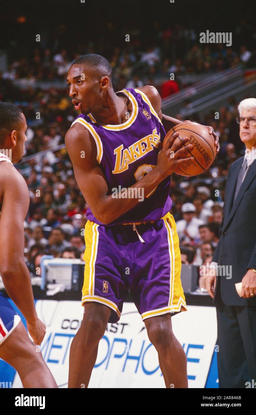 Kobe Bryant, l'un des plus grands joueurs NBA de tous les temps et une superstar qui transcende le sport, a été tué dans un crash d'hélicoptère en californie Banque D'Images