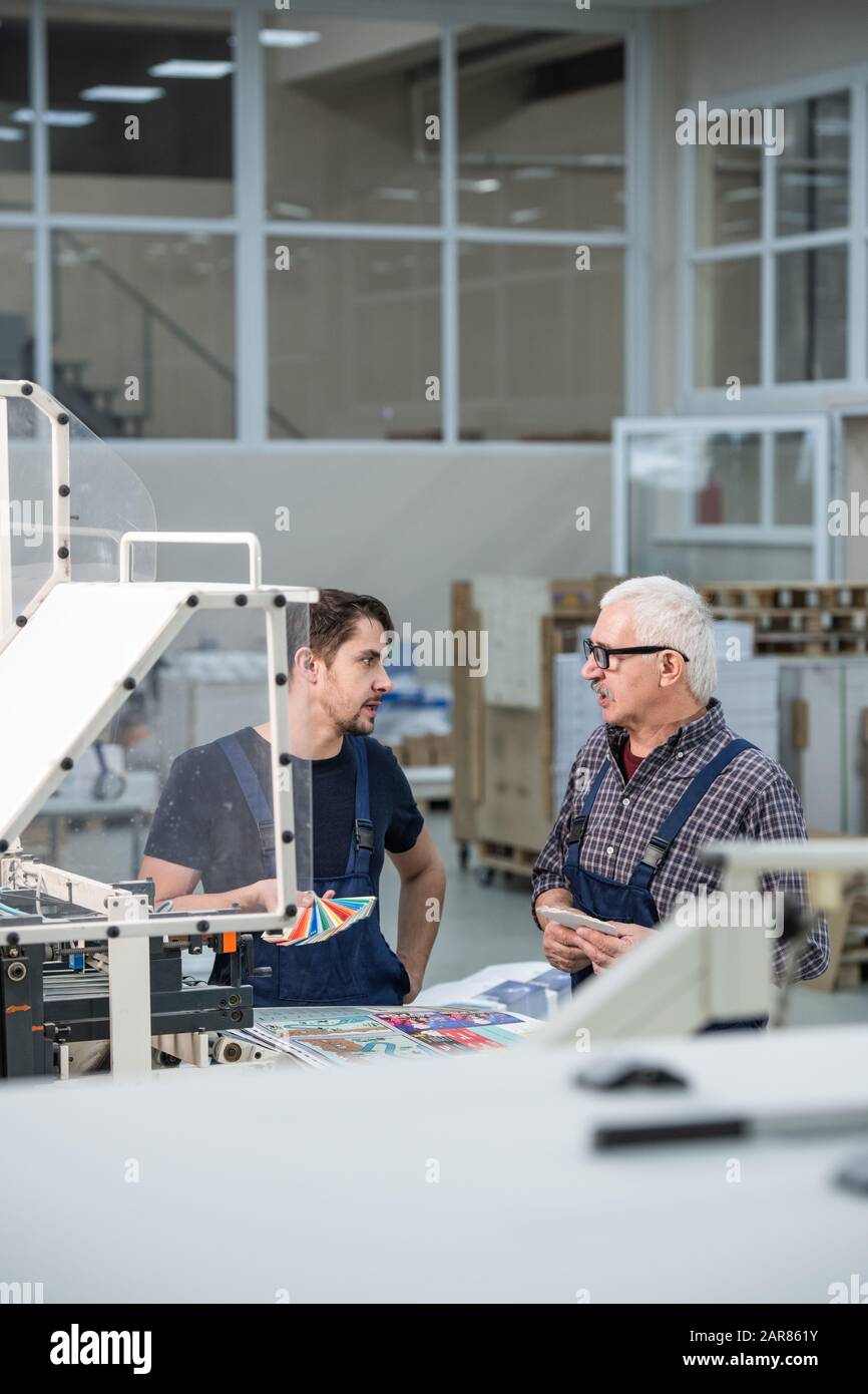 Discuter de la correspondance des couleurs pour l'impression Banque D'Images