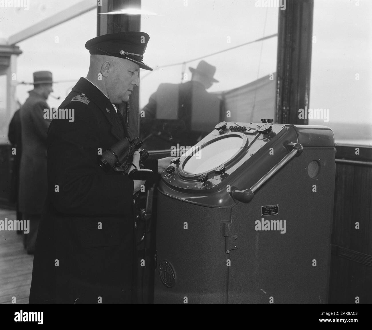 Radar sur le Tabinta. Le capitaine Date : 25 avril 1948 mots clés : radars, capitaines Banque D'Images