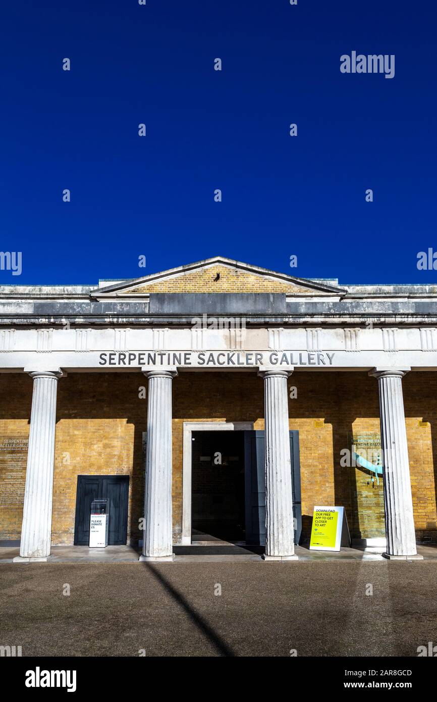 Extérieur de la Serpentine Sackler Gallery à Hyde Park, Londres, Royaume-Uni Banque D'Images