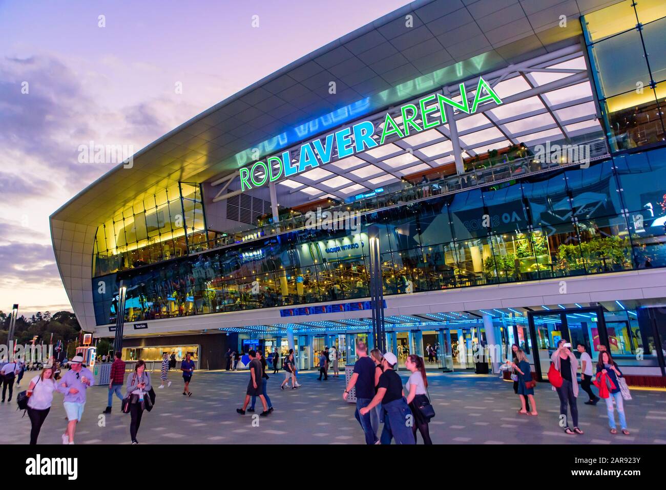 Rod laver Arena pour l'Australian Open 2020 au coucher du soleil, un lieu de tennis au Melbourne Park, Melbourne, Australie Banque D'Images
