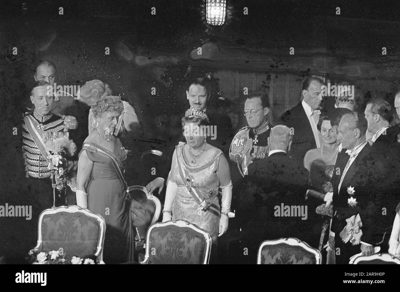 Opéra National De Vienne, Famille Royale Et Dr Scharff Date : 22 Mai 1962 Lieu : Autriche, Vienne Nom Personnel : Dr Scharff Banque D'Images
