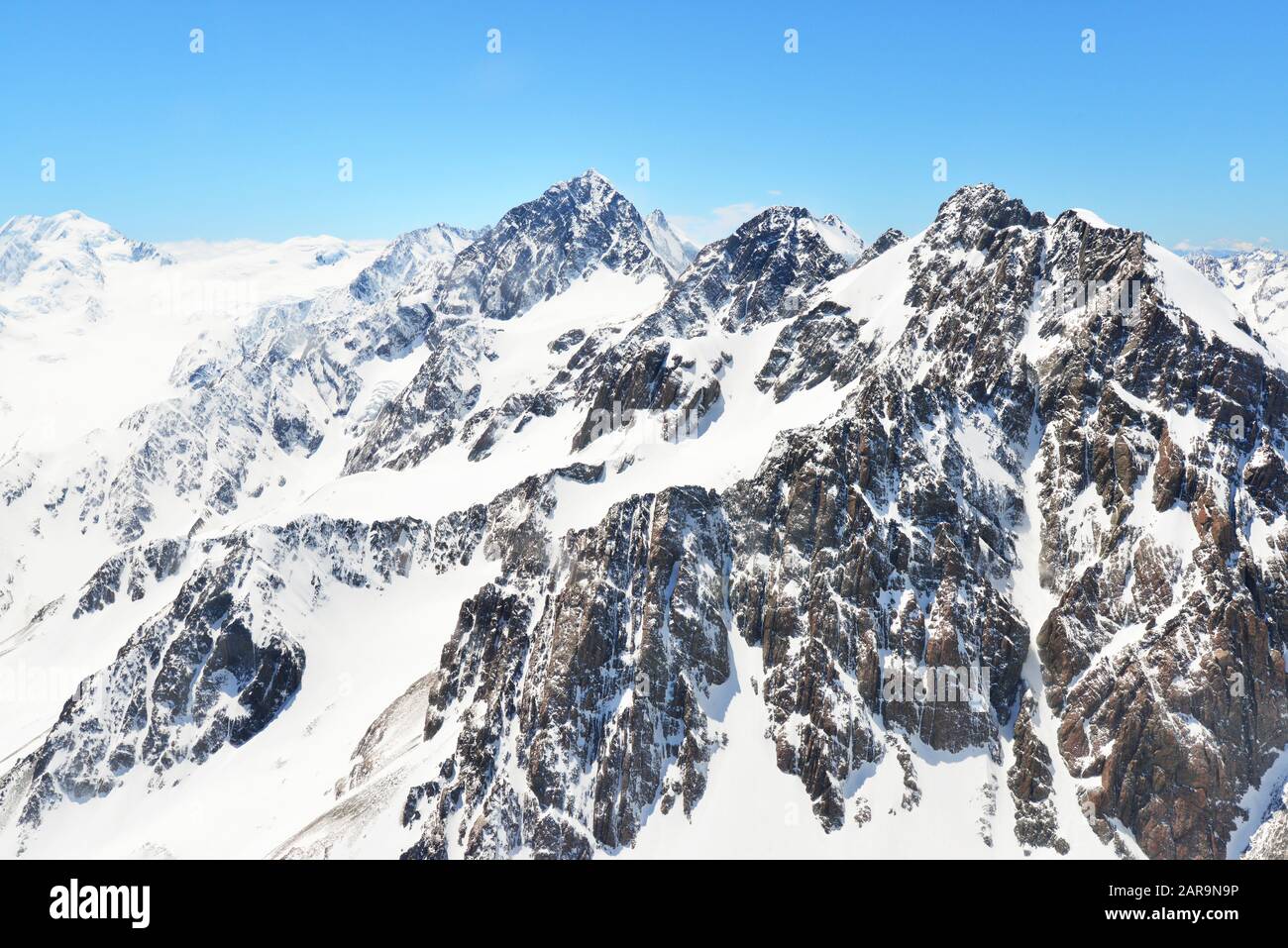 Haute montagne avec glacier en Nouvelle-Zélande Banque D'Images