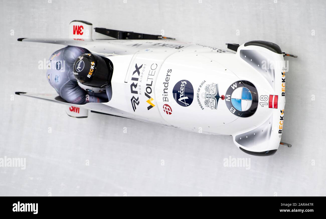 25 janvier 2020, Bavière, Schönau Am Königssee: Deux-man bobsleigh, hommes, artificiellement glacé à Königssee: Ralfs Berzins et Davis Springis de Lettonie en action. Photo: Sven Hoppe/Dpa Banque D'Images