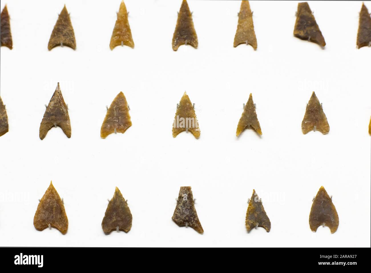 Lot de 5 lance / pointes de flèches - Fer noir - RDC Congo - Catawiki