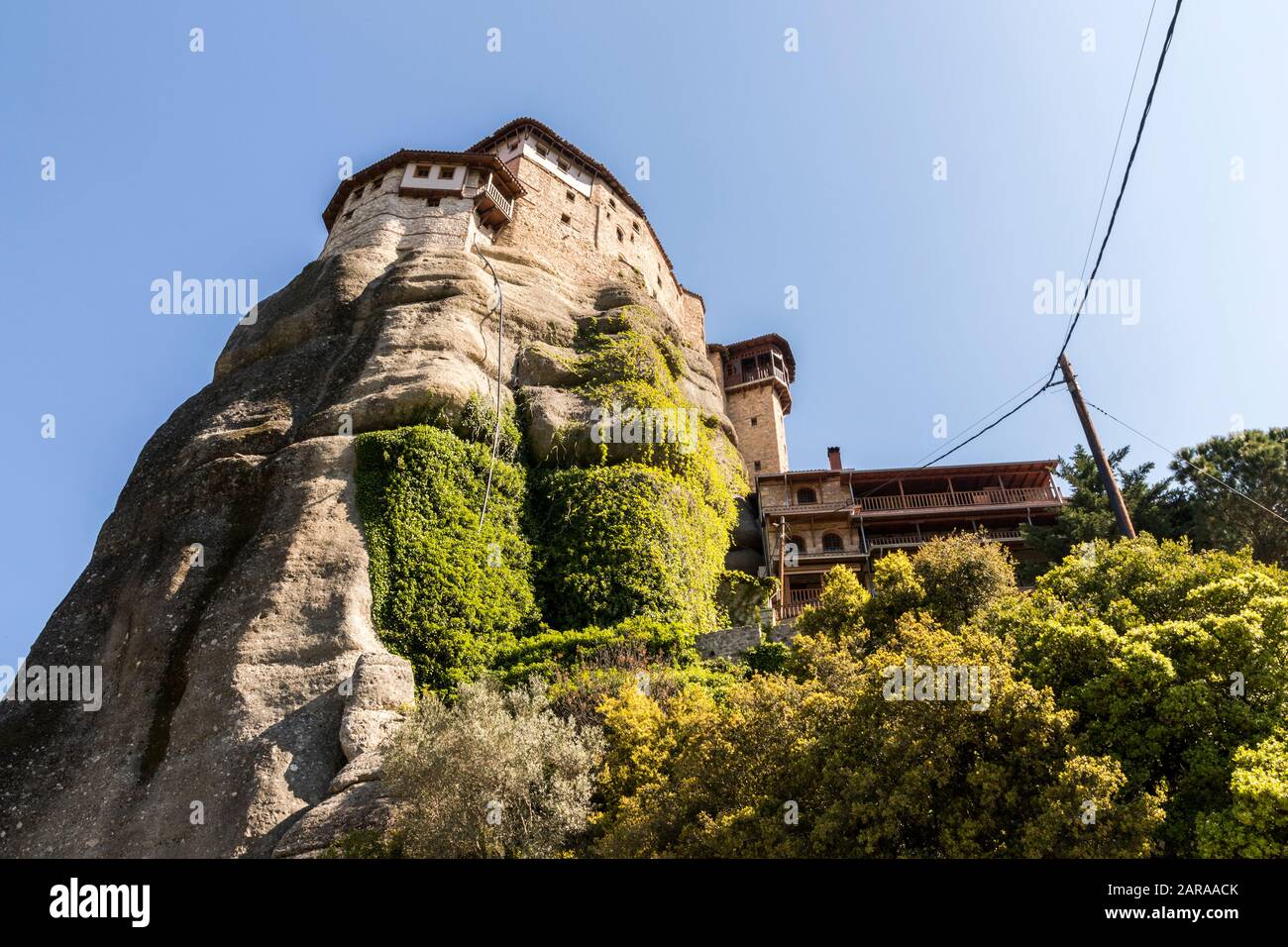 Meteora, Grèce. Le monastère byzantin de Roussanou dans les rochers de Meteora à Kalambaka Banque D'Images