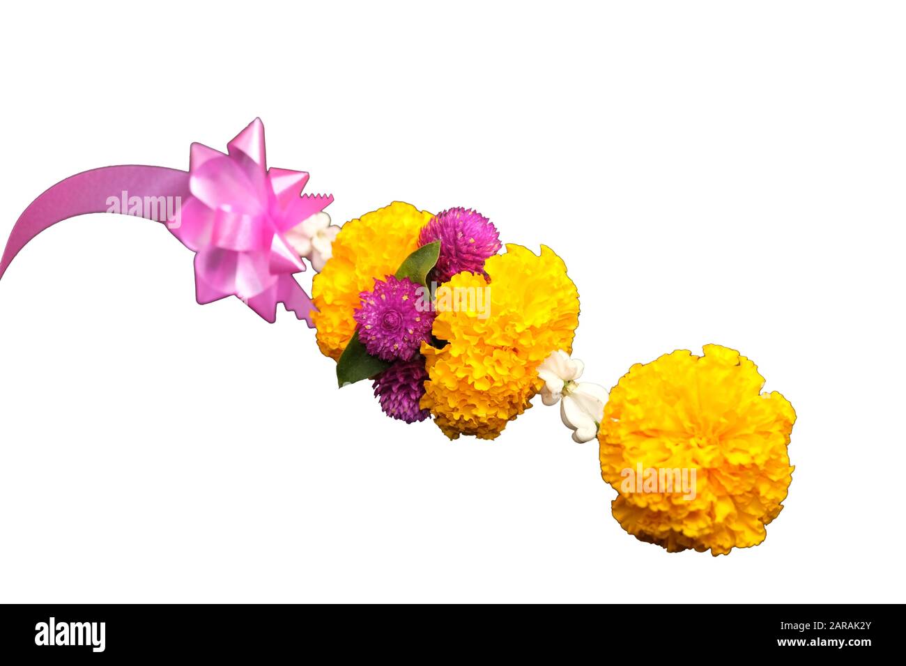 Un Garlands De fleurs sur le fond blanc avec de l'espace pour mettre le texte Banque D'Images