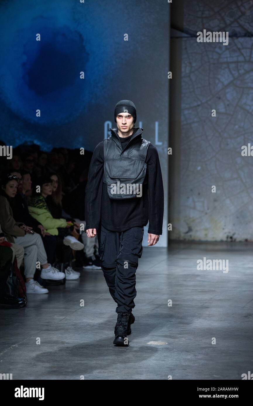 Altaraoma FW, Gall 'OMNIA' vêtements pour hommes mode show automne hiver 20/21 mode show Banque D'Images