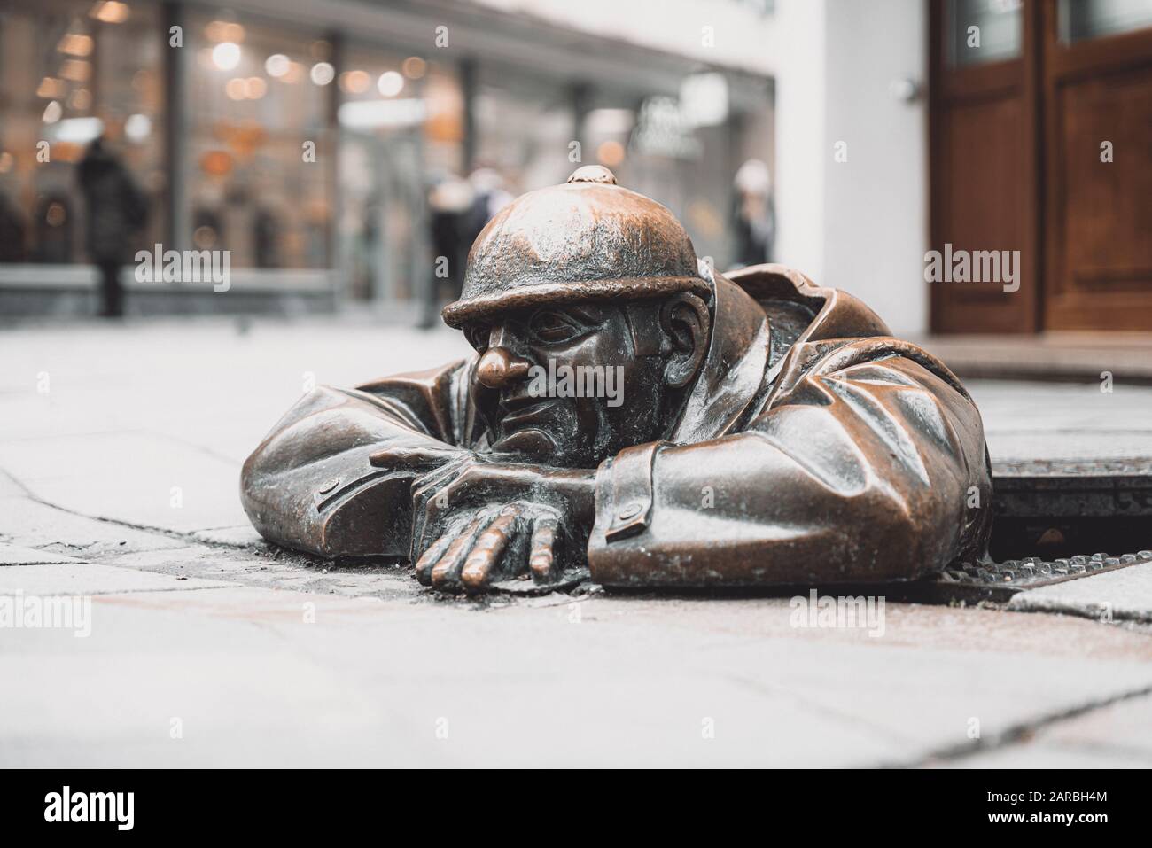 Sculpture homme au travail à Bratislava, Slovaquie Banque D'Images