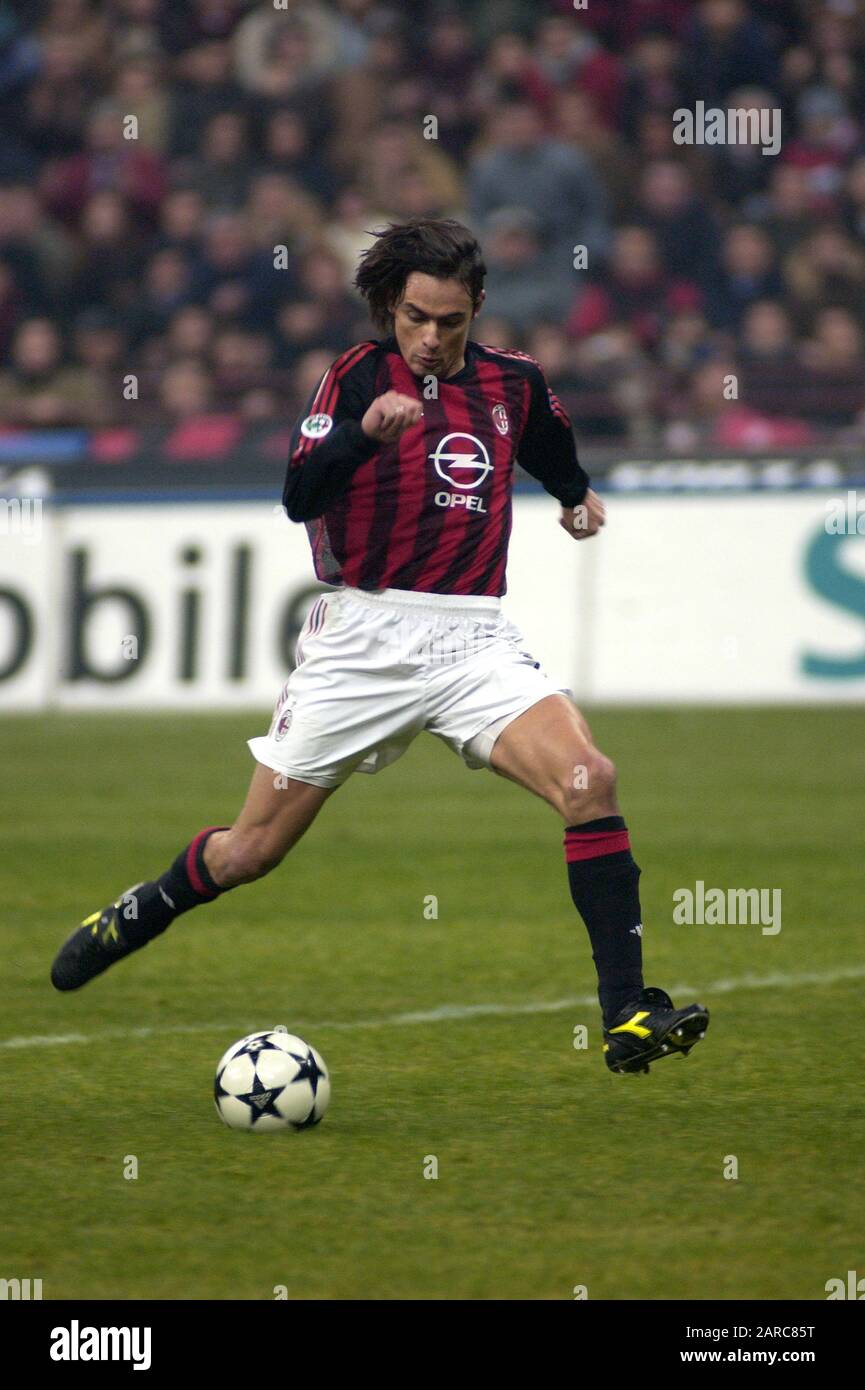 Milan Italie, 07 décembre 2002, Stade "Meazza San Siro", Championnat De football Sérieux A 2002/2003, AC Milan - AS Roma : Filippo Inzaghi en action pendant le match Banque D'Images