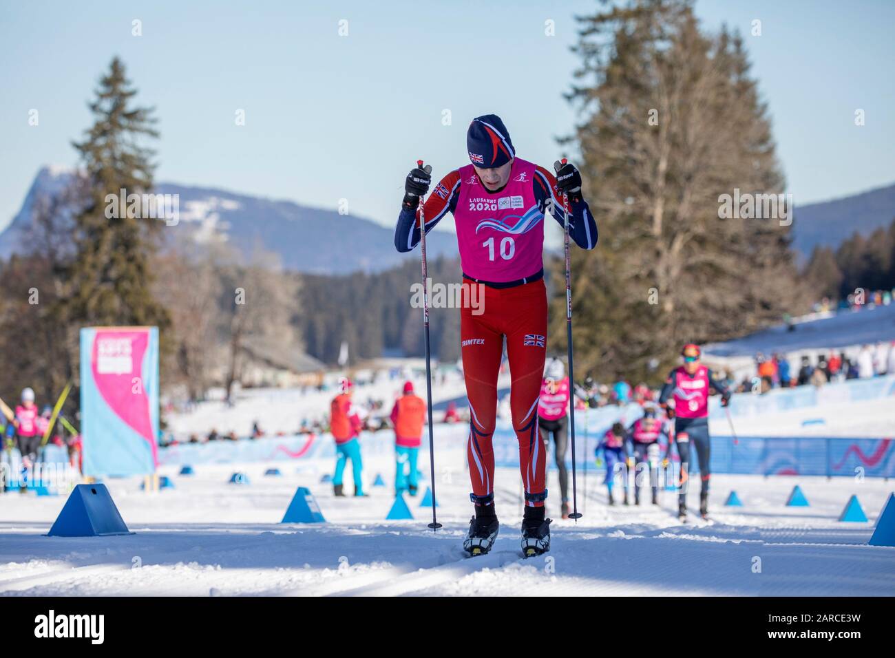 James Slimon (17) de l’équipe GB au ski de fond Classique pour hommes de 10 km lors des Jeux Olympiques de la Jeunesse de Lausanne 2020 le 21 janvier 2020. Banque D'Images