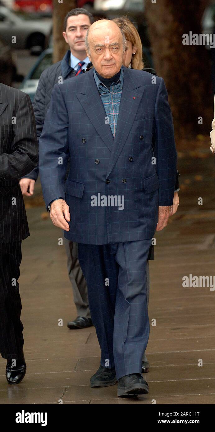 Mohamed Al-Fayed a comparu en 2007 devant la Haute Cour de Londres lors de l'enquête sur la mort de son fils Dodi Fayed et de la princesse Diana. Banque D'Images