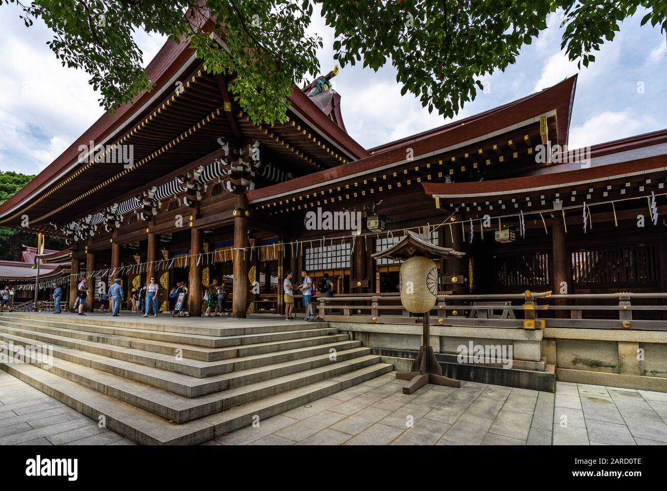 Extérieur du complexe de sanctuaire Meiji Jingu, sur le sanctuaire Shinto le plus visité de Tokyo. Tokyo, Japon, Août 2019 Banque D'Images