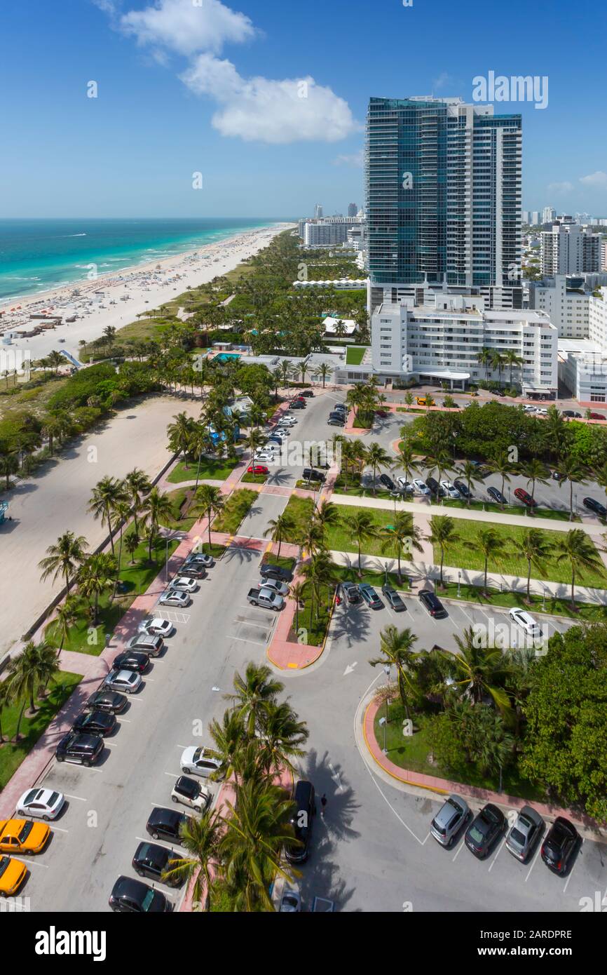 Vue imprenable sur la plage et les hôtels de South Beach, Miami Beach, Miami, Floride, États-Unis d'Amérique, Amérique du Nord Banque D'Images Vue imprenable sur la plage et les hôtels de South Beach, Miami Beach, Miami, Floride, États-Unis d'Amérique, Amérique du Nord Banque D'Images