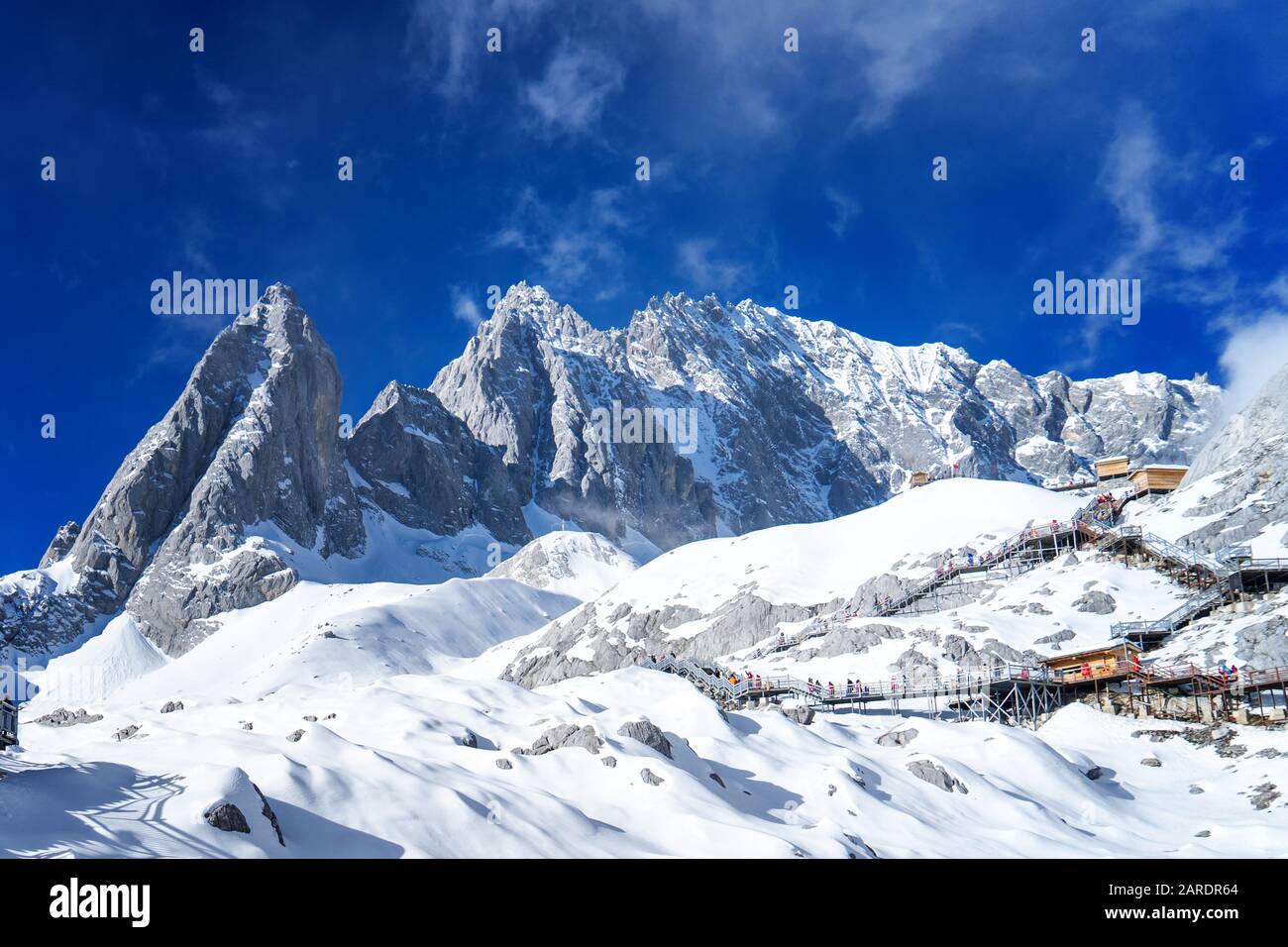 Lijiang Jade dragon montagne de neige de Yunnan, Chine Banque D'Images