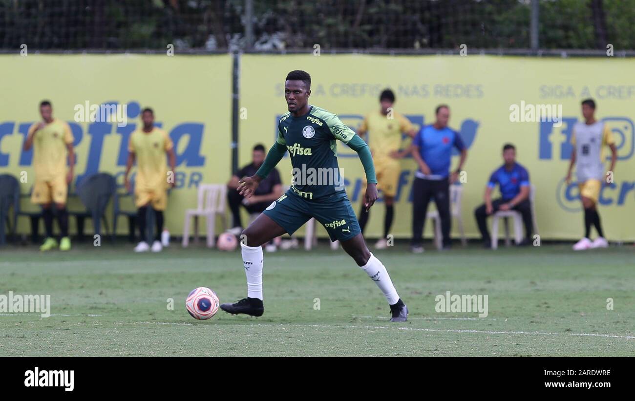 São PAULO, SP - 27.01.2020: TREINO DO PALMEIRAS - Le joueur Pedrão, de se Palmeiras, pendant un match d'entraînement contre l'équipe de Pouso Alegre, à l'Académie de football. (Photo: Cesar Greco/Fotoarena) Banque D'Images