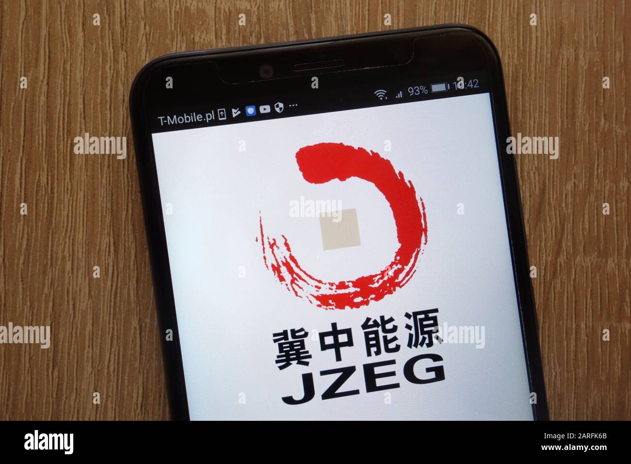 Logo Jizhong Energy Group affiché sur un smartphone moderne Banque D'Images