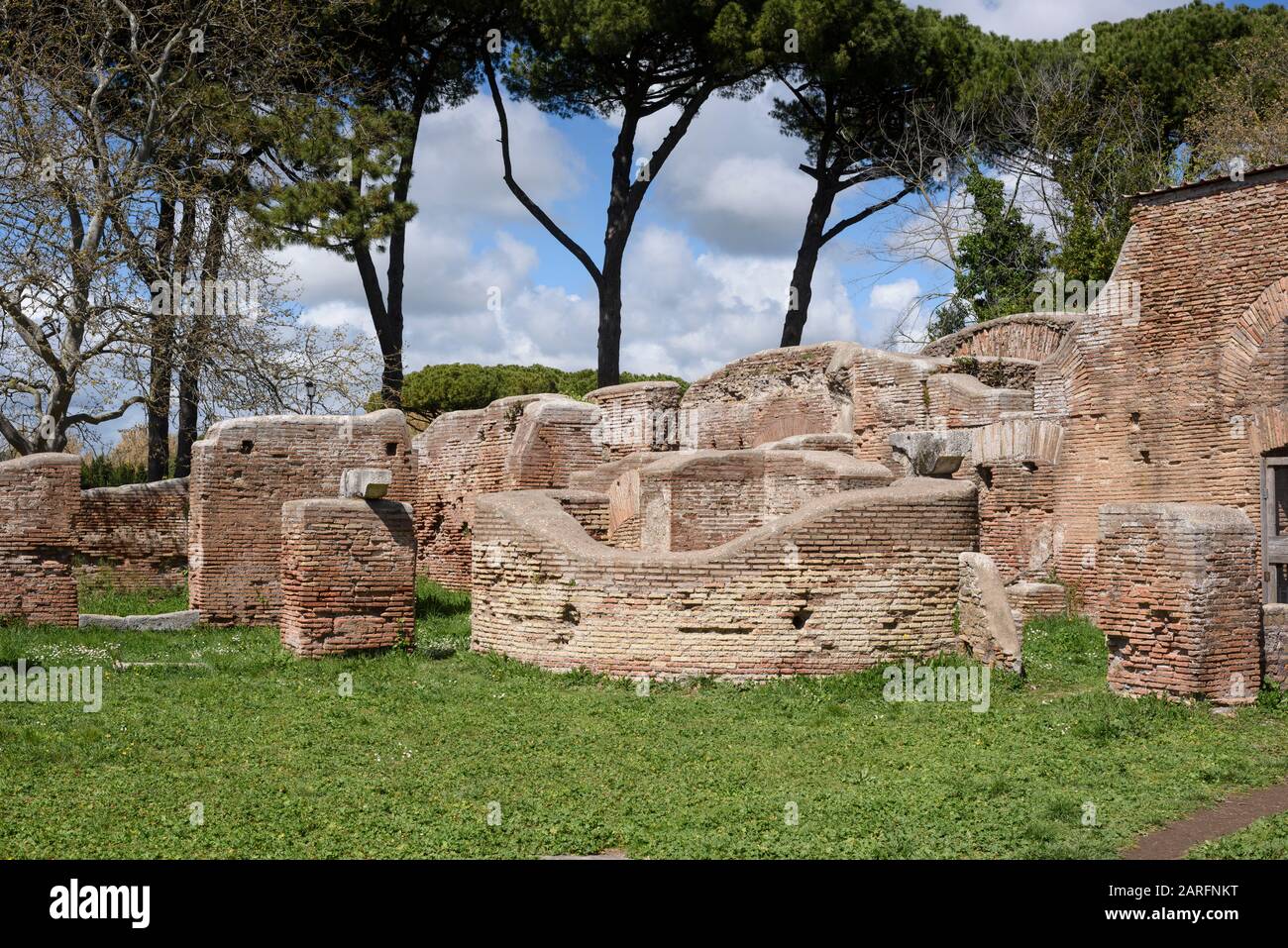 Rome. Italie. Ostia Antica. Caserma dei Vigili (casernes de la brigade des pompiers). Bassin utilisé pour le stockage de l'eau. Regio II Banque D'Images