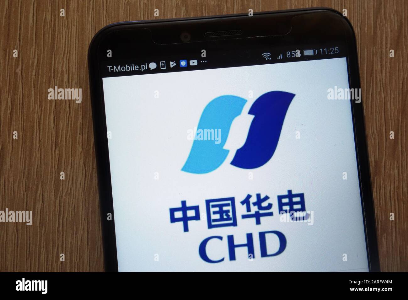 Logo China Huadian Corporation affiché sur un smartphone moderne Banque D'Images