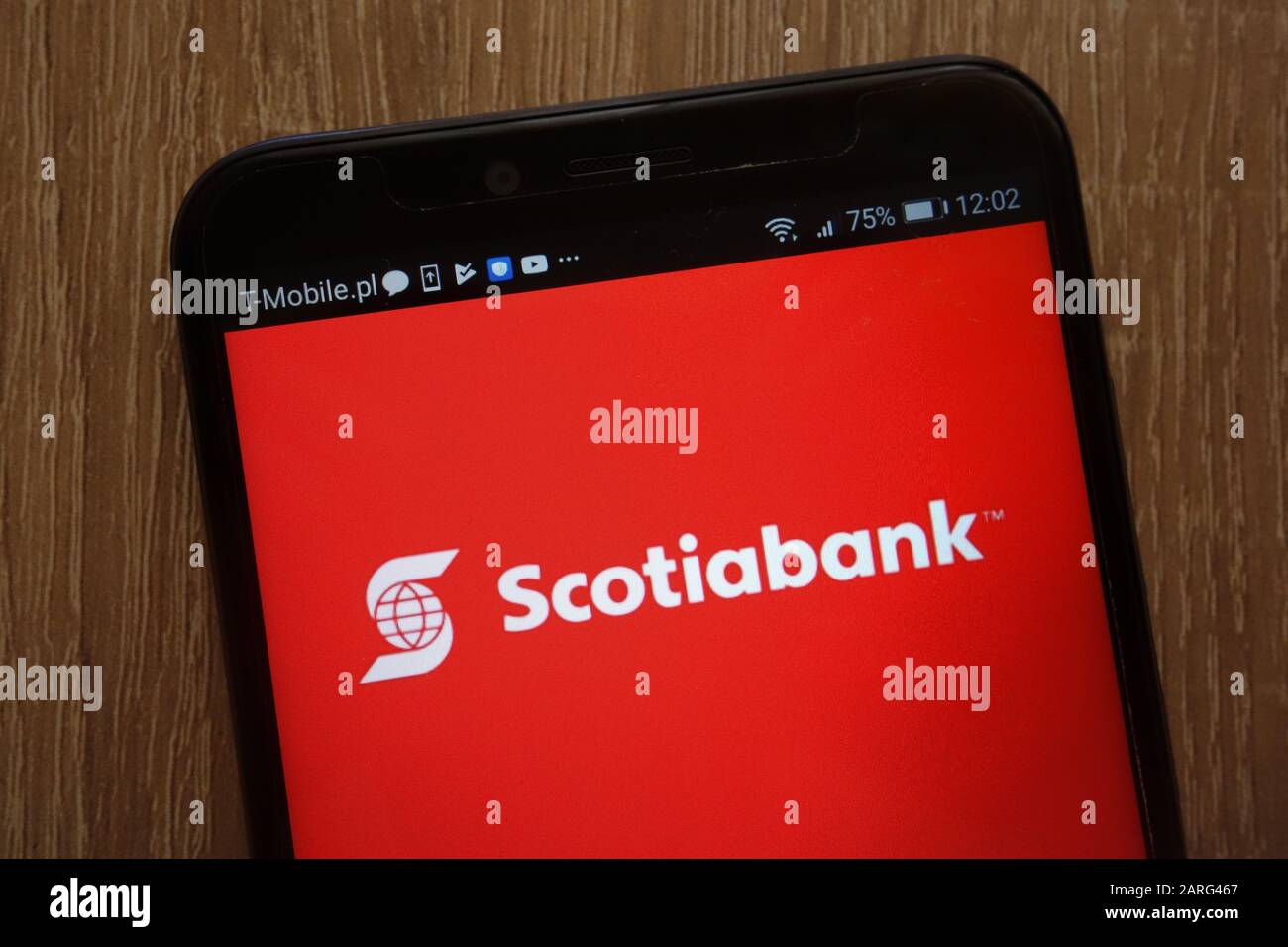 Le logo de la Banque de Nouvelle-Écosse est affiché sur un smartphone moderne Banque D'Images Le logo de la Banque de Nouvelle-Écosse est affiché sur un smartphone moderne Banque D'Images
