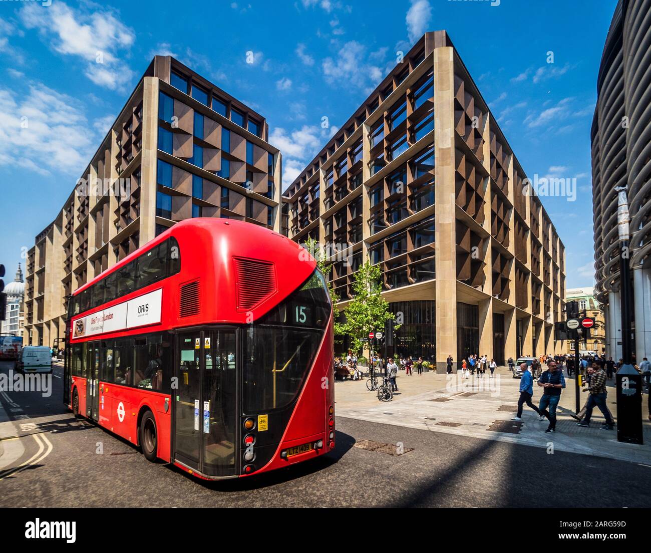 Bloomberg Londres - siège européen de Bloomberg L.P. Le Bloomberg Building a ouvert 2017 architectes Foster et Partenaires. Lauréat du prix RIBA Stirling 2018. Banque D'Images