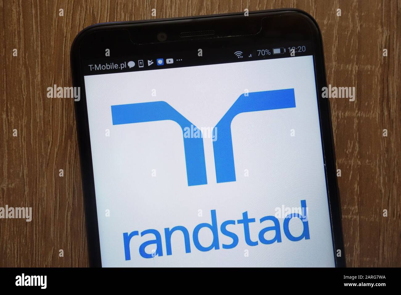 Le logo Randstad NV s'affiche sur un smartphone moderne Banque D'Images