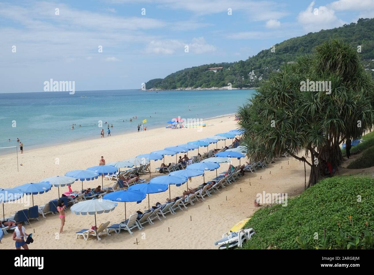 Karon Beach, île de Phuket, Thaïlande Banque D'Images